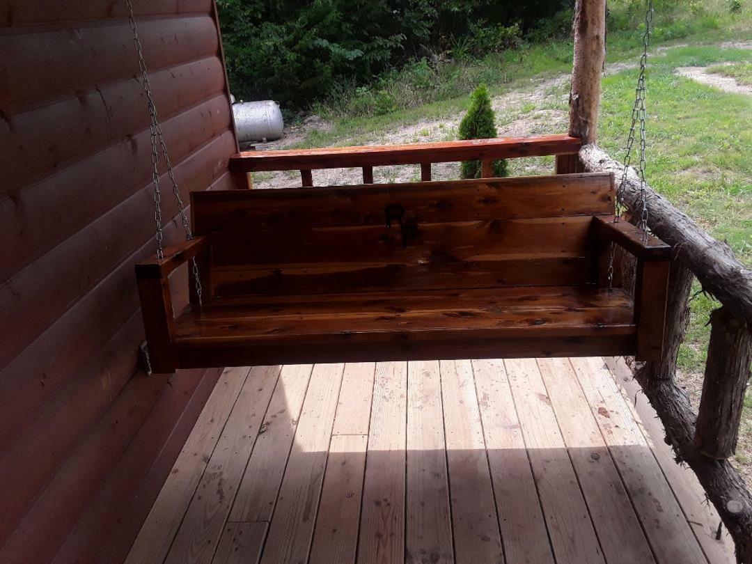 Amish Made Cedar Cabin With A Loft On A Buffalo Farm Close To The Buffalo River Marshall Экстерьер фото